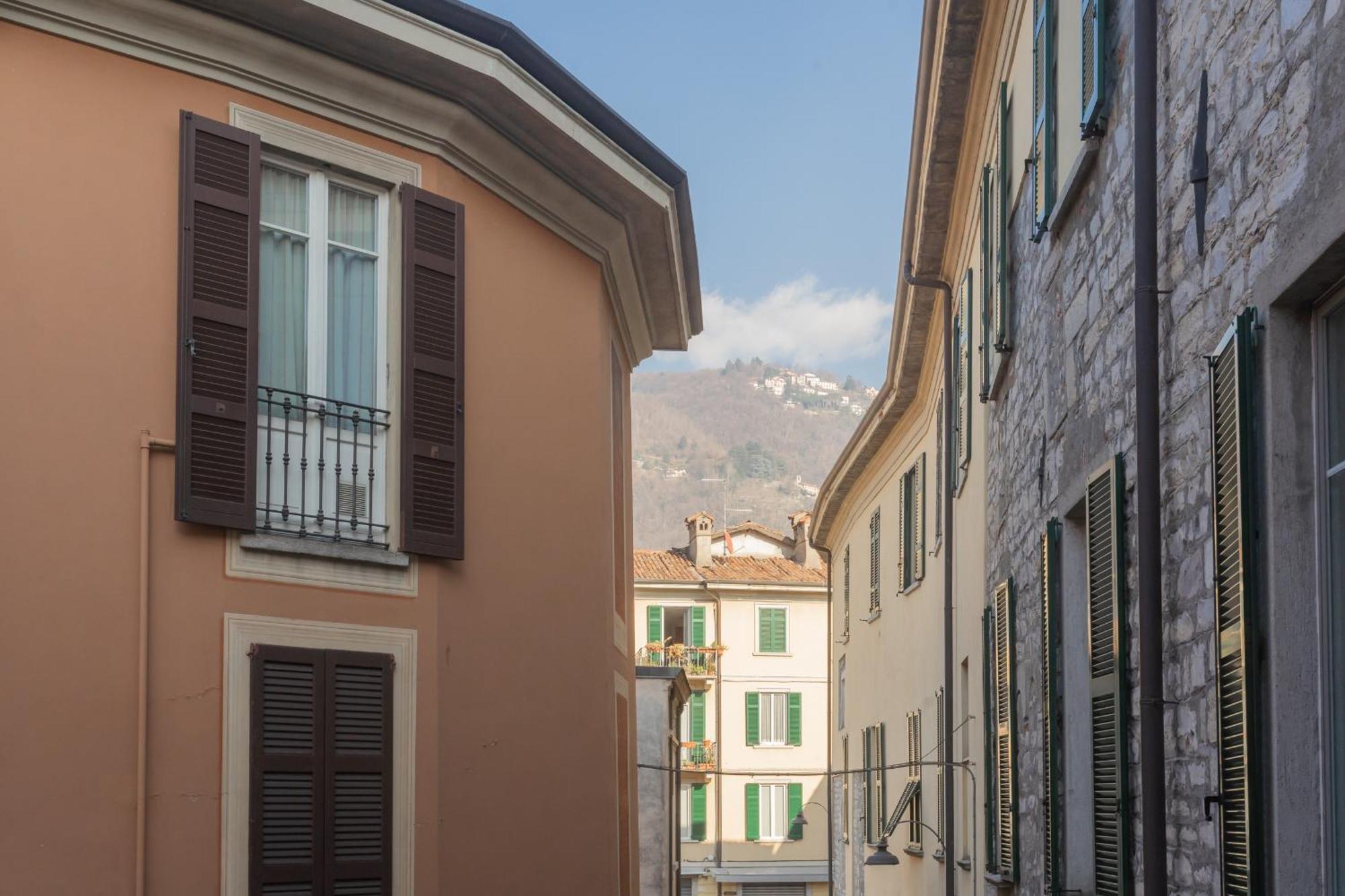 Wine Not Apartment In Como City Centre Kültér fotó